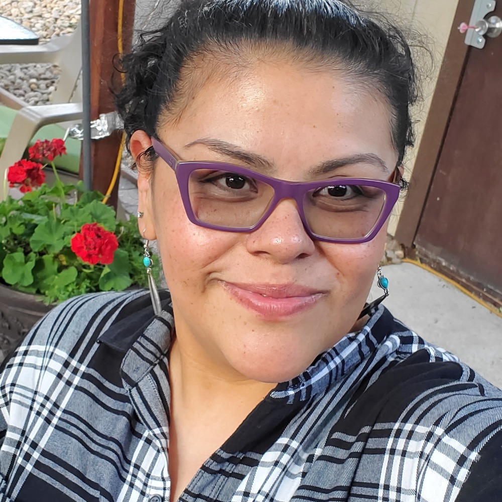 Meet your Posher, Ana